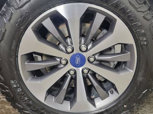 Used 2019 Ford F150 XL w/ Equipment Group 101A Mid AWD/4WD image 10