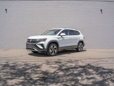 Used 2023 Volkswagen Taos S FWD image 1
