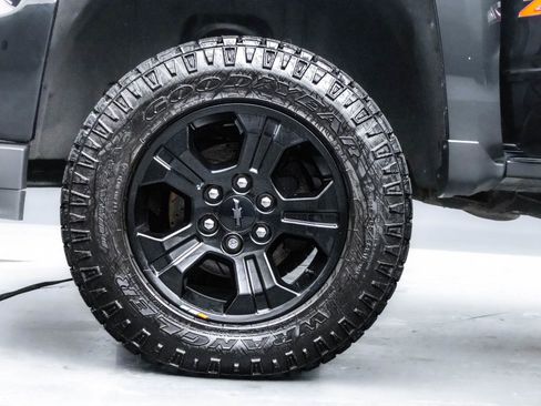 Used 2018 Chevrolet Silverado 1500 LTZ Z71 w/ LTZ Plus Package image 48