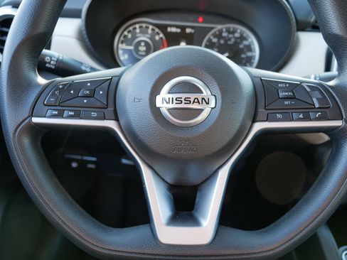 Certified 2022 Nissan Versa SV image 25