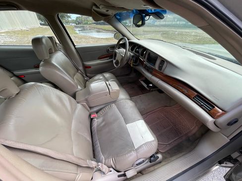 Used 2000 Buick Le Sabre Custom w/ Prestige Opt Pkg image 27