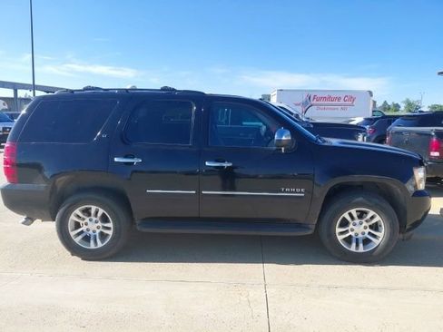 Used 2010 Chevrolet Tahoe LT AWD/4WD image 2