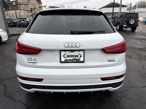 Used 2018 Audi Q3 2.0T Premium Plus w/ Premium Plus Package image 4