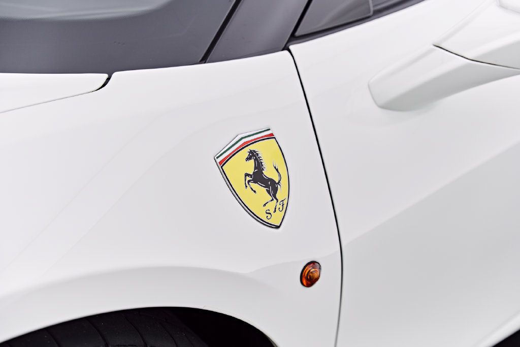 Used 2019 Ferrari 488 Spider RWD image 33