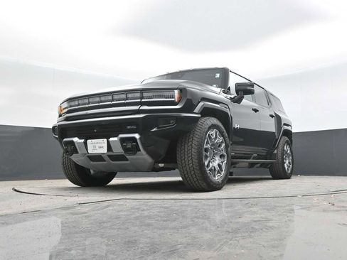 New 2025 GMC Hummer EV 3X image 36