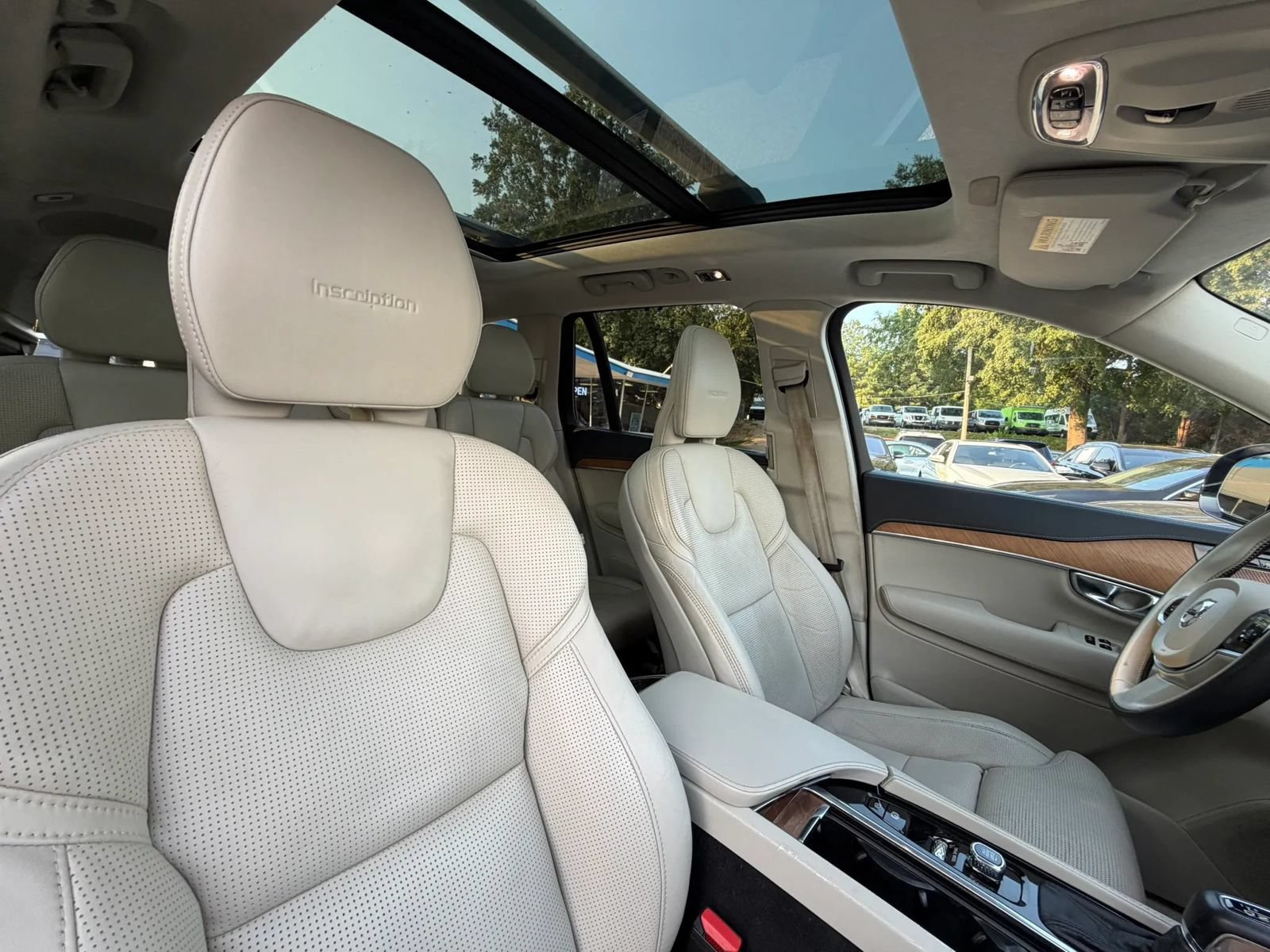 Used 2019 Volvo XC90 T6 Inscription w/ Luxury Package AWD/4WD image 31