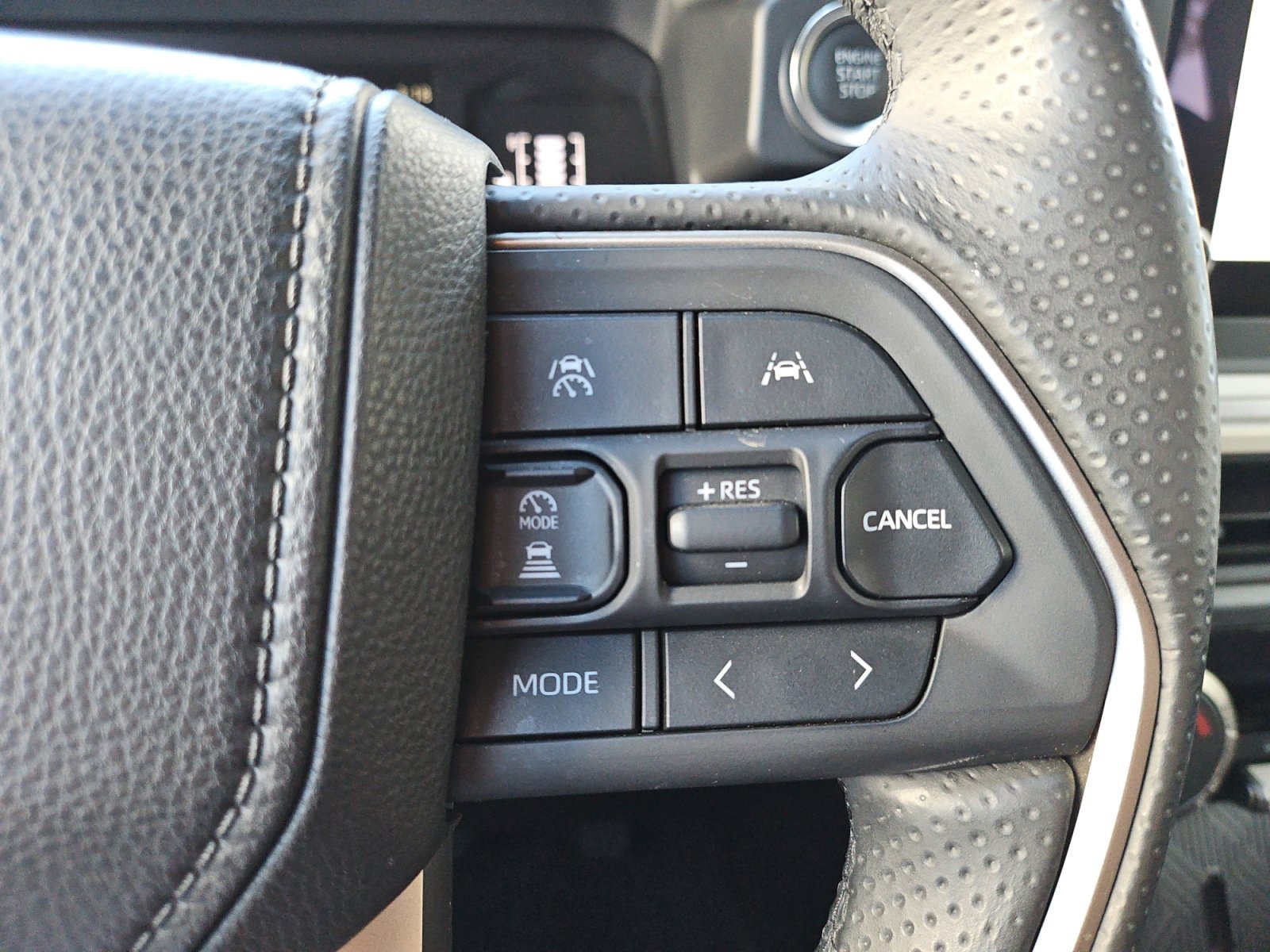 Used 2026 Toyota 4Runner SR5 AWD/4WD image 21