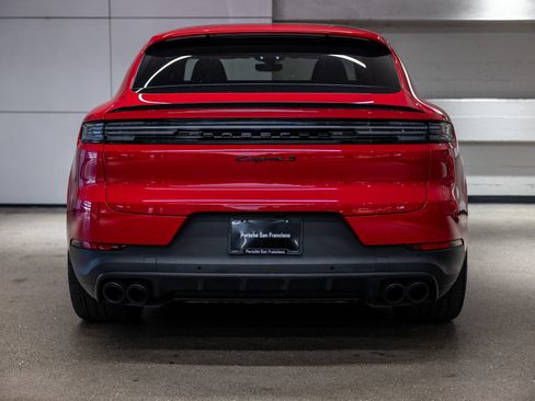 Certified 2024 Porsche Cayenne S AWD/4WD image 7