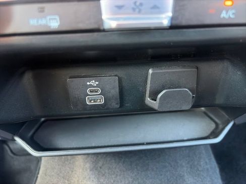 Used 2025 Ford F150 XLT w/ Equipment Group 301A Standard AWD/4WD image 40