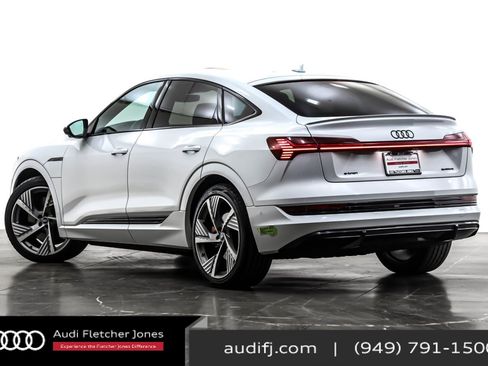Used 2023 Audi e-tron Prestige w/ Prestige Package image 12