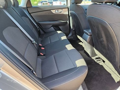 Used 2024 Kia Forte LXS FWD image 18