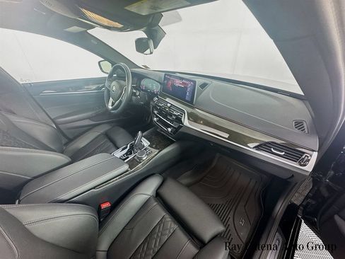 Certified 2023 BMW 540i xDrive w/ Premium Package AWD/4WD image 30