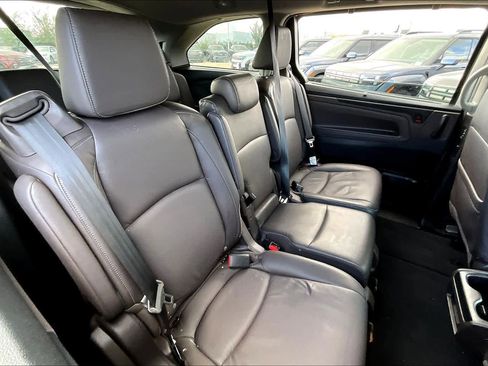 Used 2023 Honda Odyssey EX-L image 18