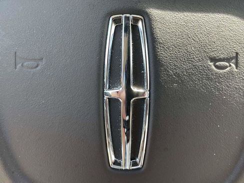 Used 2022 Lincoln Nautilus Reserve FWD image 29