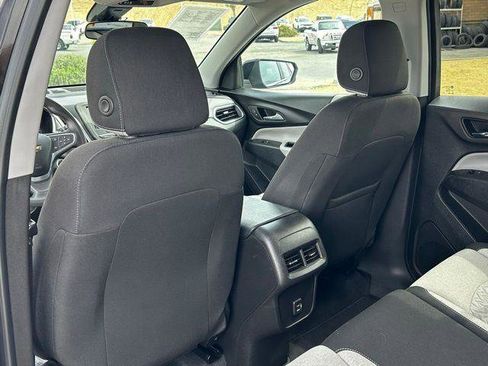 Used 2022 Chevrolet Equinox LT FWD image 17