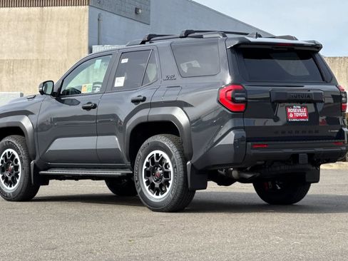 New 2026 Toyota 4Runner TRD Off-Road Premium AWD/4WD image 6