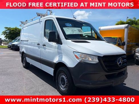 Used 2019 Mercedes-Benz Sprinter 2500 image 21