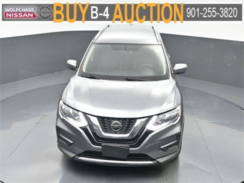 Used 2018 Nissan Rogue SV image 29