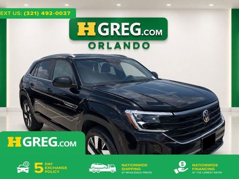 Used 2026 Volkswagen Atlas Cross Sport SE FWD image 1