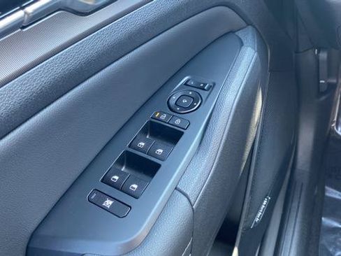 New 2026 Kia Sportage SX AWD/4WD image 22