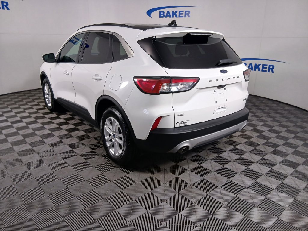 Used 2020 Ford Escape SE AWD/4WD image 3