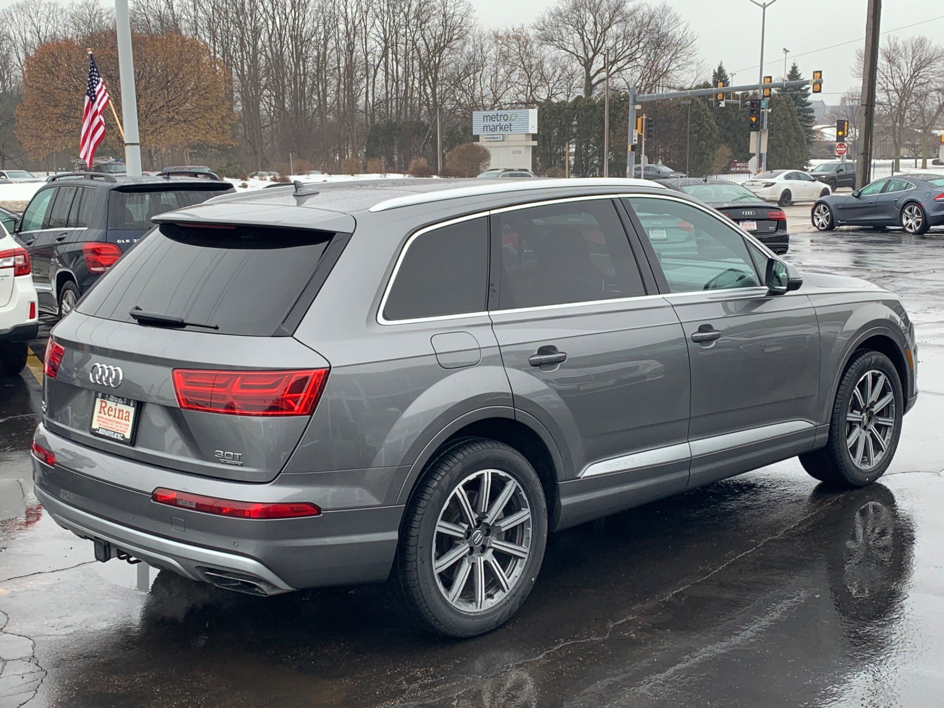 Used 2017 Audi Q7 3.0T Premium Plus w/ Premium Plus Package AWD/4WD image 15