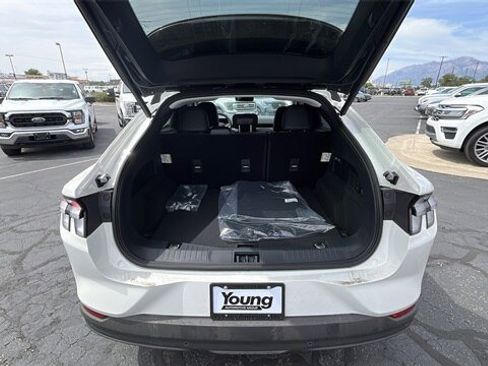 New 2025 Ford Mustang Mach-E Premium image 8