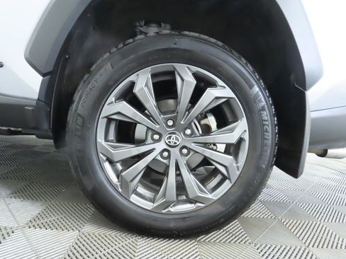 Used 2024 Toyota RAV4 Limited image 32