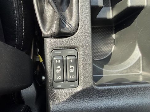 Used 2014 Subaru Crosstrek 2.0i Limited AWD/4WD image 32