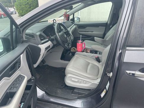 Used 2019 Honda Odyssey Touring image 9