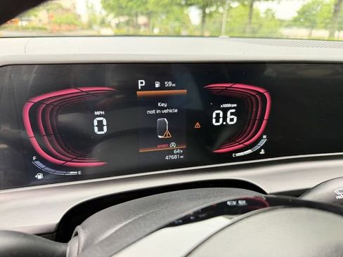 Certified 2025 Kia Seltos S FWD image 15