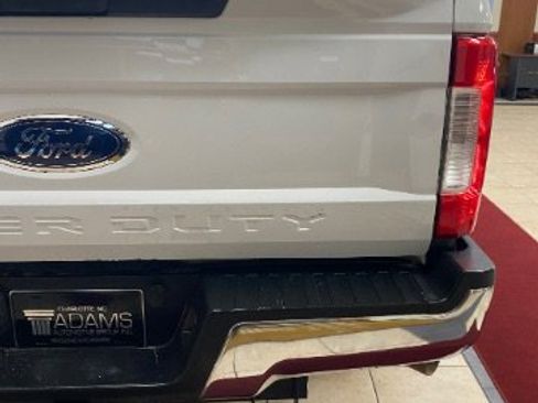 Used 2017 Ford F250 XL w/ Power Equipment Group image 12