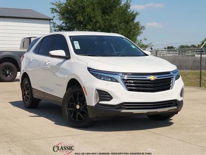 Used 2024 Chevrolet Equinox LT w/ LPO, Floor Liner Package