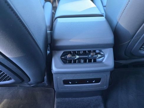 Used 2025 Audi Q6 e-tron Premium Plus w/ Premium Plus image 28