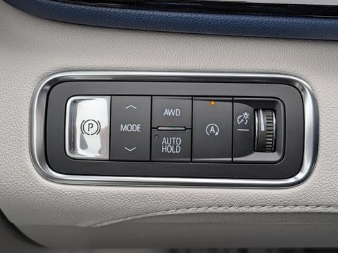 New 2026 Buick Enclave Avenir w/ Super Cruise Package AWD/4WD image 53