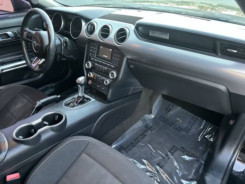 Used 2018 Ford Mustang GT RWD image 16