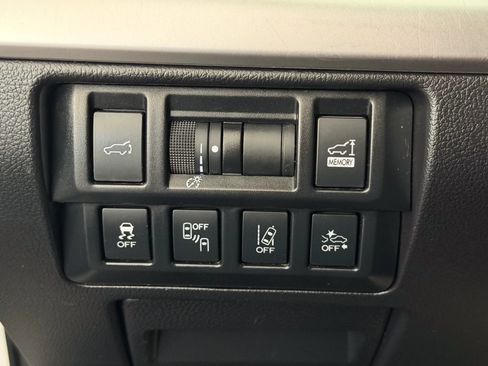 Used 2019 Subaru Outback 2.5i Limited w/ Popular Package #2 AWD/4WD image 39