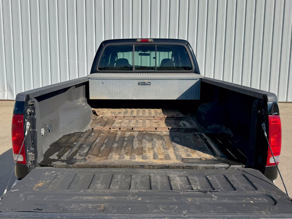 Used 2003 Ford F350 Lariat AWD/4WD image 16