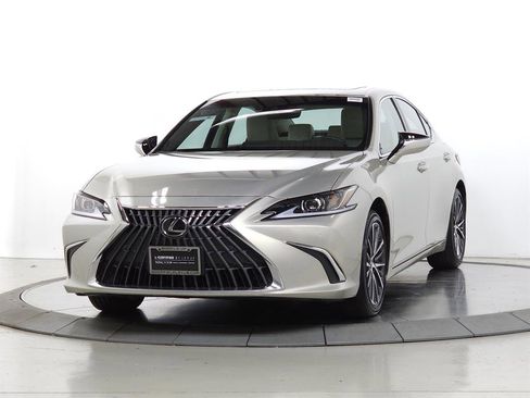 Certified 2024 Lexus ES 350 w/ Premium Package image 4
