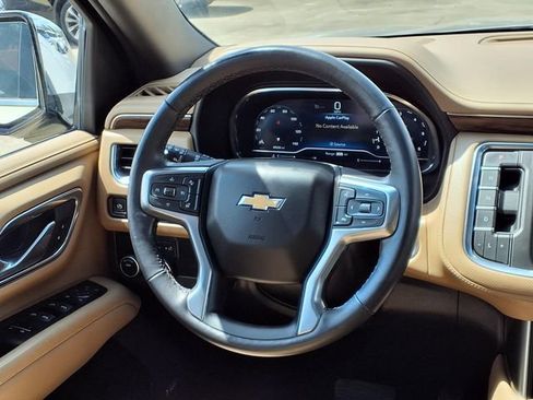 Used 2022 Chevrolet Tahoe Premier RWD image 8