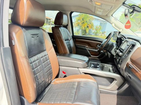 Used 2017 Nissan Titan Platinum Reserve RWD image 7
