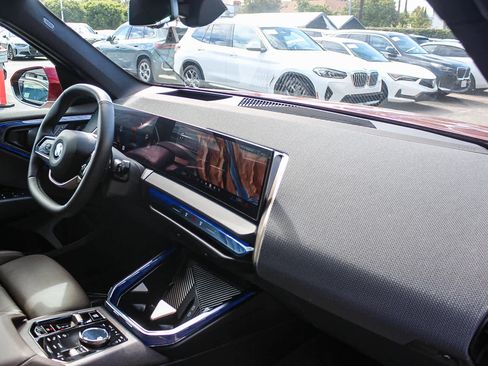 Used 2025 BMW X3 xDrive30i AWD/4WD image 15