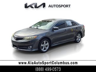 Used 2013 Toyota Camry SE FWD video 1