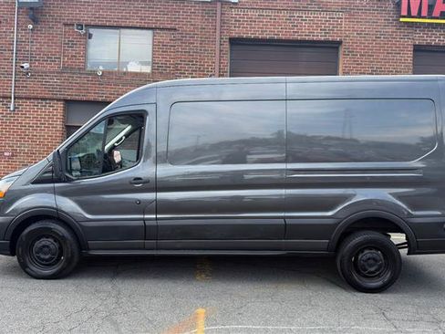 Used 2020 Ford Transit 250 Medium Roof RWD image 9
