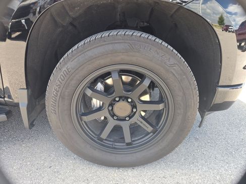 Used 2026 Chevrolet Silverado 1500 Custom RWD image 24