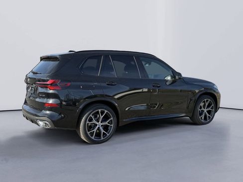 New 2026 BMW X5 xDrive40i w/ M Sport Package AWD/4WD image 3