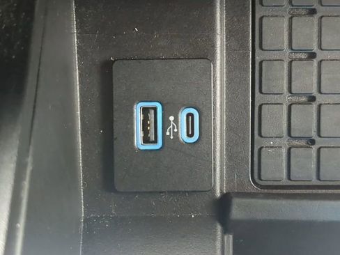 Used 2024 Ford Expedition Max XLT image 28