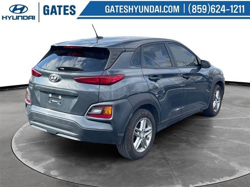 Certified 2021 Hyundai Kona SE w/ Cargo Package image 2