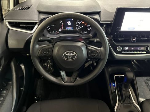Used 2023 Toyota Corolla LE image 14