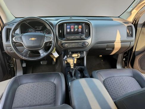 Used 2015 Chevrolet Colorado Z71 RWD image 9